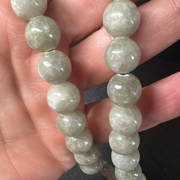 24" Solid nephrite jade graduated bead necklace! - Picture 8 of 8